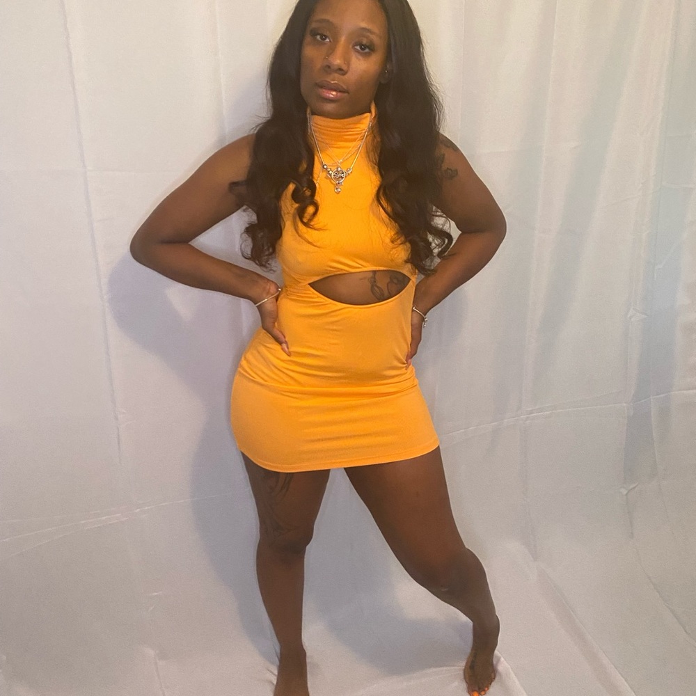 Cut out dress‼️